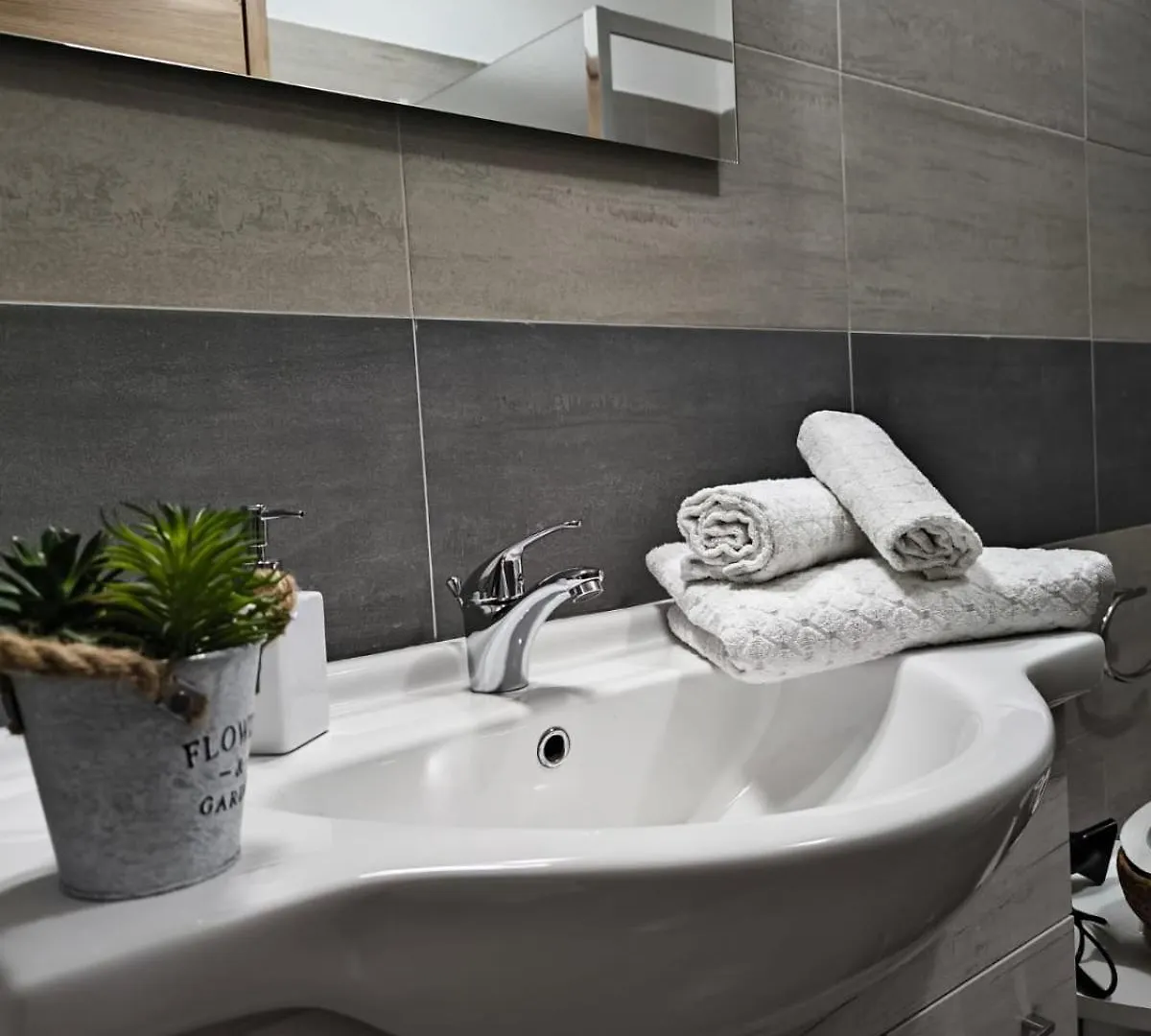 Opificio 11 House Apartment Catania Italy